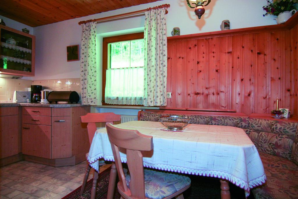 Ferienwohnung Gebirgshausl Bischofswiesen Bilik gambar